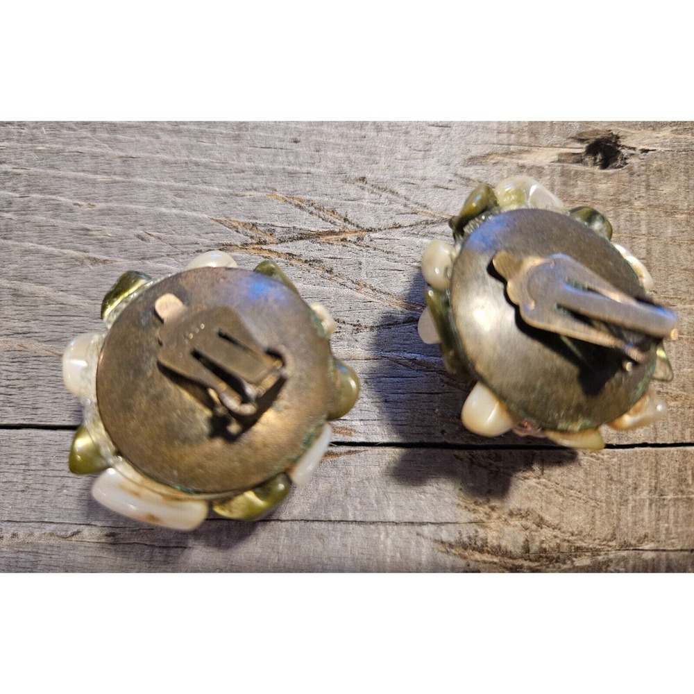 Vintage Cluster Clip On Earrings Faux‎ Pearl Bead Statement Jewelry - Picture 8 of 14